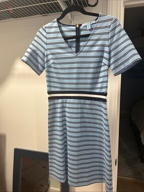 Draper James Light Blue Navy White Striped V‑Neck Mini Dress